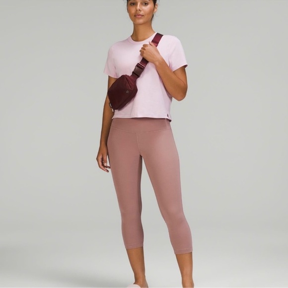 NWT Brand New lululemon Everyday Belt Bag 1L in Red Merlot RDMR - Picture 2 of 10